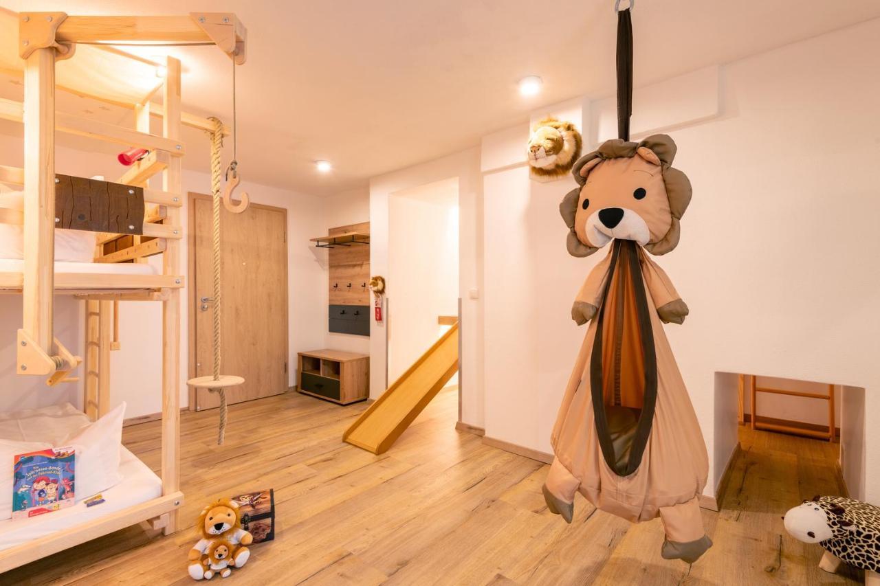 Familienhotel Loewen เนสเซลวัง ภายนอก รูปภาพ