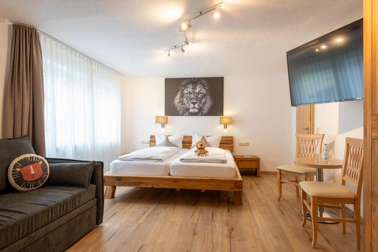 Familienhotel Loewen เนสเซลวัง ภายนอก รูปภาพ