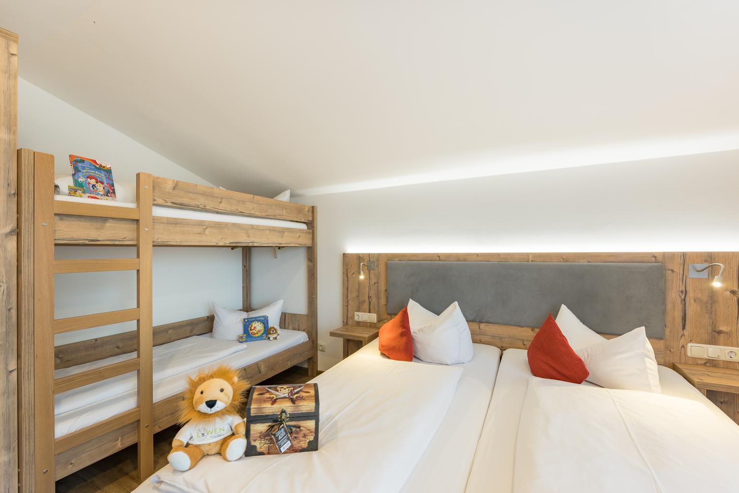 Familienhotel Loewen เนสเซลวัง ภายนอก รูปภาพ